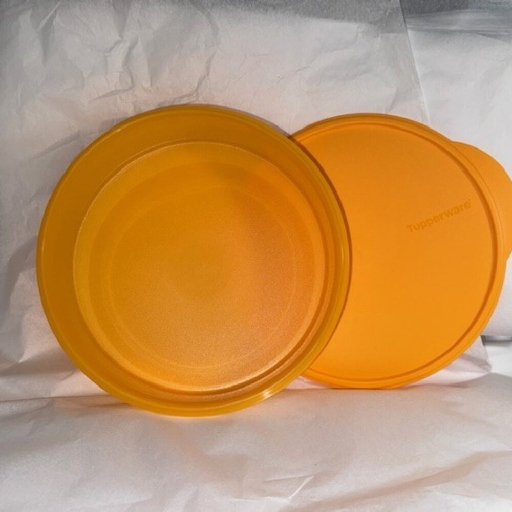 Tupperware Store & Serve Bowl - Picture 3 of 3